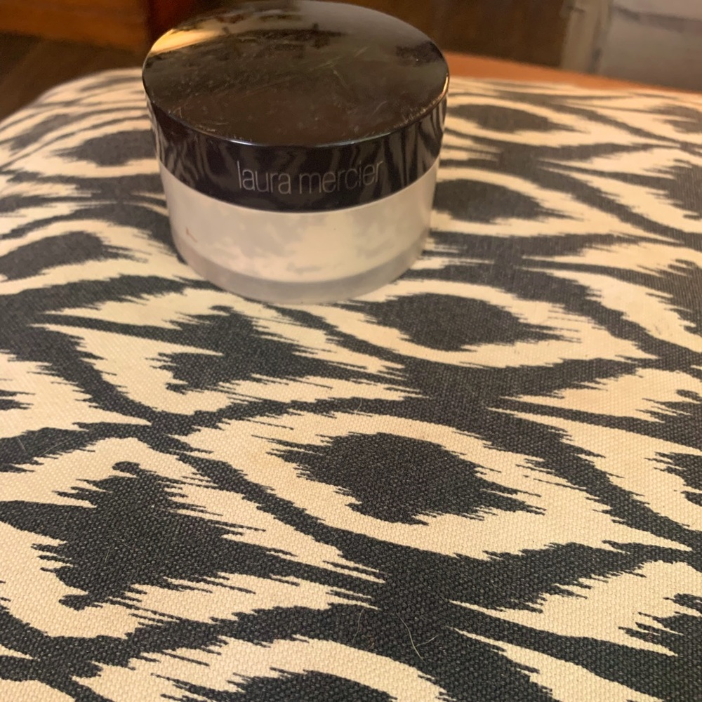 Laura Mercier Setting Powder
